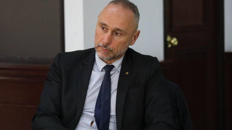 Embajador de Italia en Ecuador asegura que asesinatos de teniente coronel de la FAE y dos infantes fueron premeditados y perpetrados por 'la mafia'