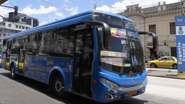 Pasaje de bus en Quito subirá a USD 0,40 desde enero de 2027: Municipio puso condiciones