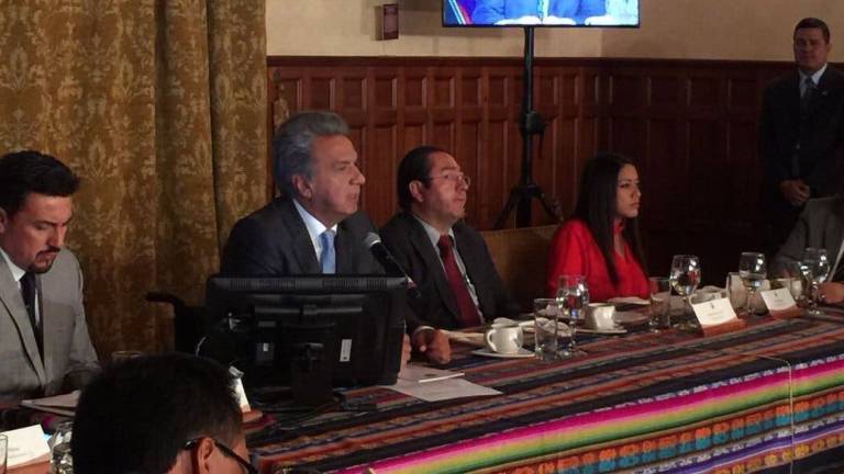 Ecuador realiza primera emisión de bonos en la era Moreno