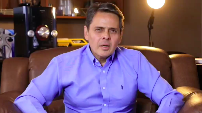 Víctor Araus rechaza y califica de absurdas las conversaciones del caso Encuentro