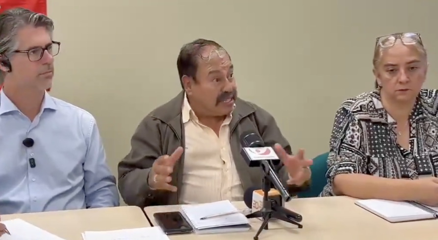 Rueda de prensa de los dirigentes sindicales.
