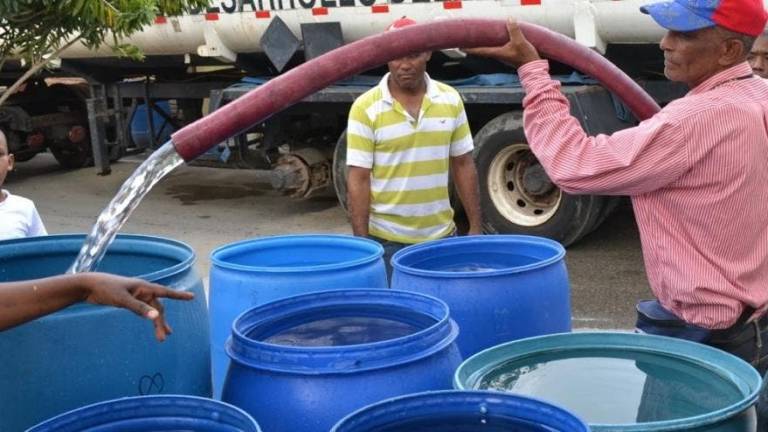 Suspenderán servicio de agua en Guayaquil por 33 horas