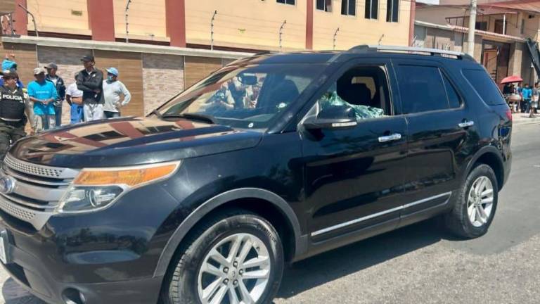 Jueza de Santa Elena fue víctima de un ataque armado mientras conducía en el cantón La Libertad
