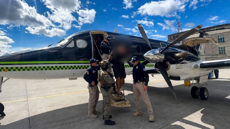Alias Gato Negro es trasladado a Bogotá mientras avanza su extradición a Ecuador