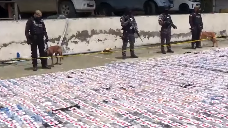En Guayaquil se incautan más de tres toneladas de cocaína en dos operativos