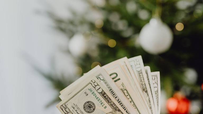 Décimo tercer sueldo en Ecuador 2025: Cómo calcularlo y aprovecharlo