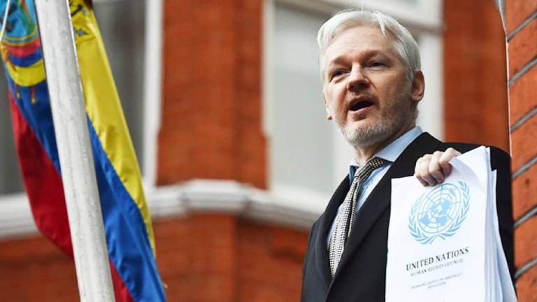 La Fiscalía de Ecuador interrogará a Assange en Londres