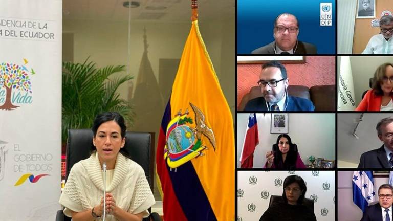 Vicepresidenta participa en foro sobre desafíos para reducir pobreza y desnutrición crónica infantil