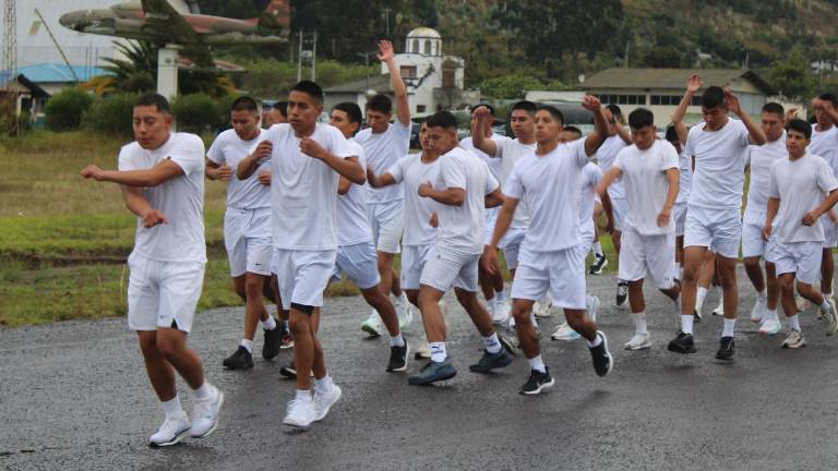 Ejército inicia la fase de pruebas físicas para aspirantes a oficiales y tropa: fechas y requisitos