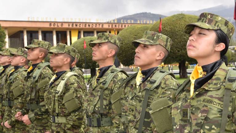 Ejército abre inscripciones para especialistas: estas son las profesiones requeridas