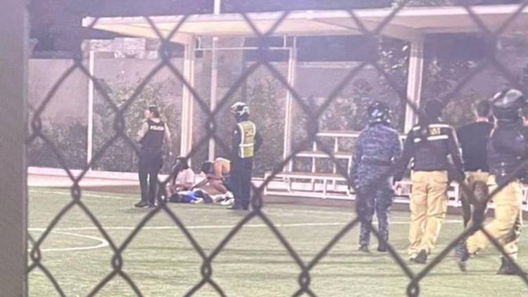 Ataque armado en Isla Mocolí: al menos tres personas asesinadas en una cancha