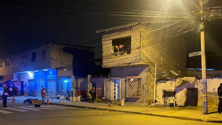 Difunden video del sicario que participó en tiroteo del Guasmo, en el que murieron cuatro personas