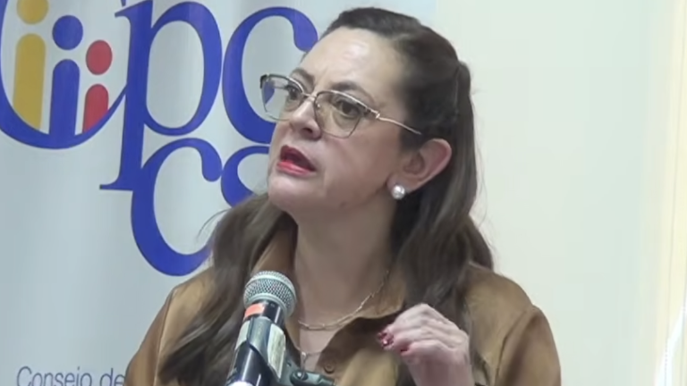 Concurso para Fiscal: archivan impugnación contra Daniella Camacho por parte de un joven tatuador