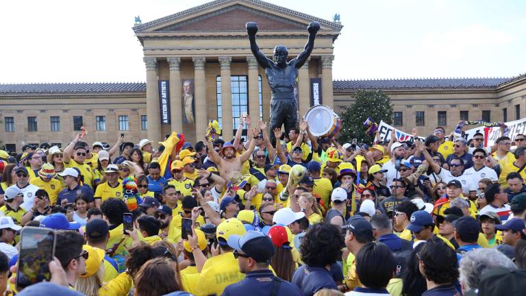 Quito, sÃ¡bado 13 de junio del 2026Cientos de hinchas ecuatorianos se congregarin en el famoso banderazo por la selecciÃ³n ecuatoriana de fÃºtbol que participan en el Mundial EEUU 2026, en la ciudad de Filadelfia, Estado de Pensilvania. Museum Philadelphia, Rocky Steps Fotos :API / Santiago Puebla / @albo75