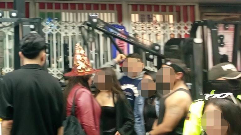 Hallan locales con 'doble vida' en Quito: en el día gimnasio y restaurante, pero en la noche discoteca
