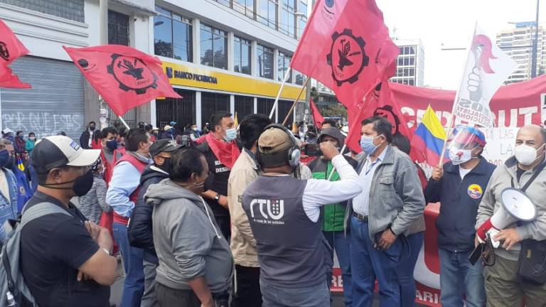 Municipio de Quito despliega fuerza policial durante la protesta sindical