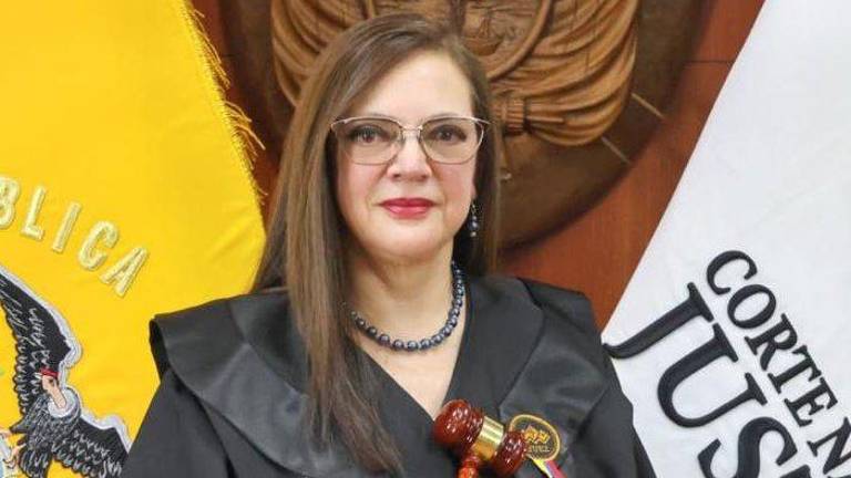 Daniella Camacho anuncia acciones tras su descalificación del concurso para Fiscal.