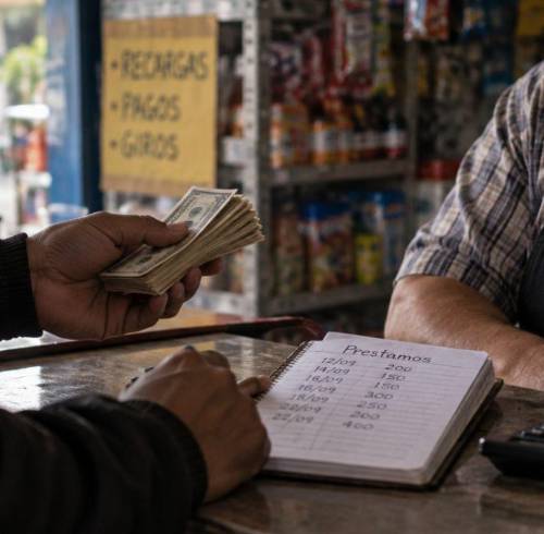 Los denominados 'chulqueros' forman parte de los grupos delictivos para mover el dinero ilícito.