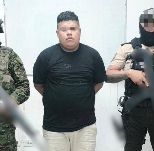 Alias Samir es considerado abastecedor logístico de armas municiones y explosivos de los Chone Killers.