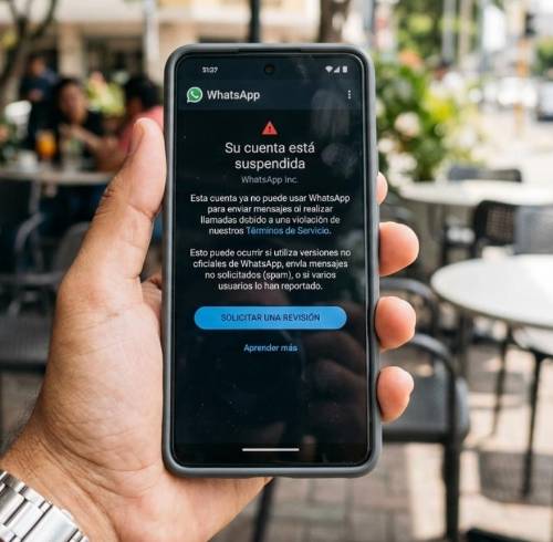 Alerta oficial de suspensión de cuenta de WhatsApp.
