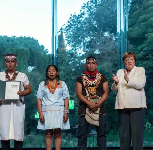 Fotografía durante la ceremonía del Premio Gulbenkian para la Humanidad 2026, otorgado a la organización ecuatoriana Alianza Ceibo.
