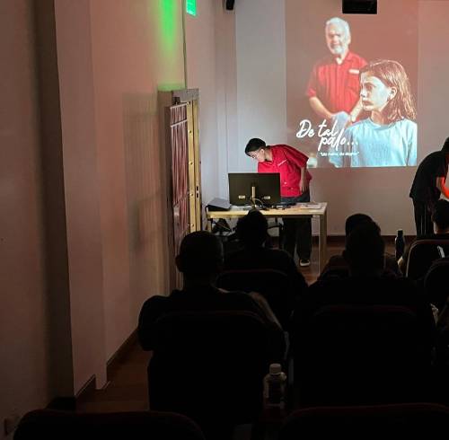 Una de las proyecciones de filmes independientes del club Guayacine.