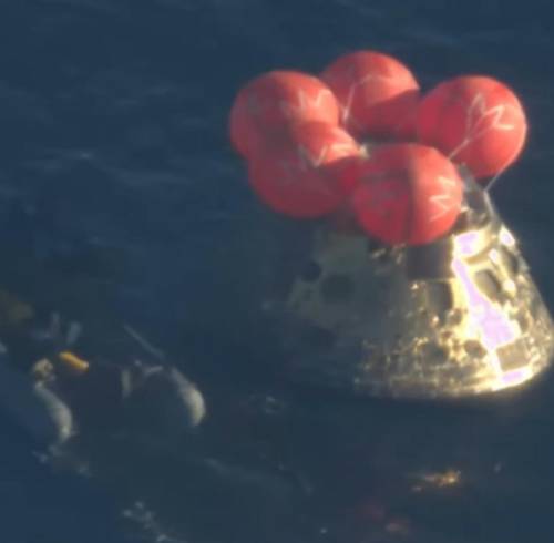 Reid Wiseman, Christina Koch, Victor Glover y Jeremy Hansen enfrentan una riesgosa prueba para regresar a la Tierra.