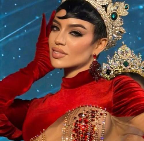 La representante de Ecuador presentó una propuesta artística centrada en el baile.