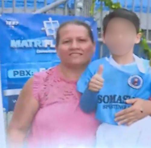 Mujer sufrió accidente en un juego mecánico en el sector de Samanes.