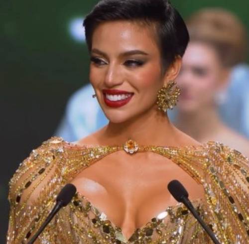 Shyare Andrade llega a la gala final del Miss Grand International 2026 como representante de Ecuador.