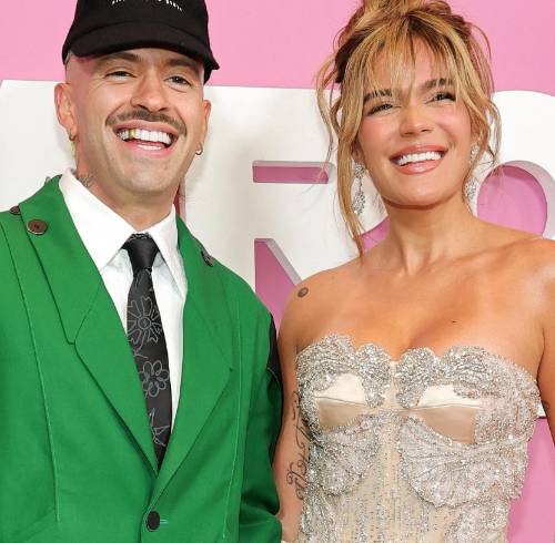 Karol G y Feid vuelven a generar especulaciones sobre su vida sentimental tras nuevas publicaciones en redes sociales.