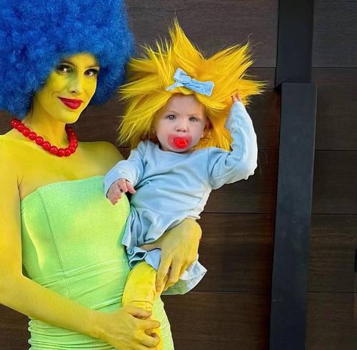 Lele Pons se convirtió en Marge Simpson, mientras que su hija, Eloísa, se transformó en Lisa Simpson.