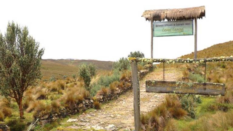 Se suspende el inicio de actividades del proyecto minero Loma Larga hasta que Plan de Manejo Ambiental sea difundido