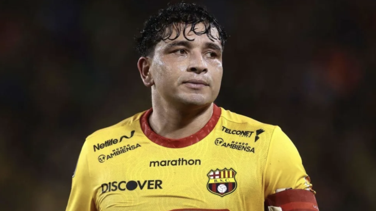 Mario Pineida fue asesinado en los exteriores de una carnicería.