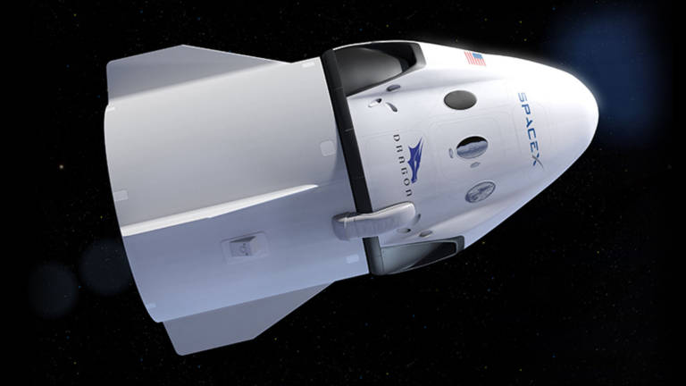 SpaceX dice que enviará dos turistas alrededor de la Luna en 2018