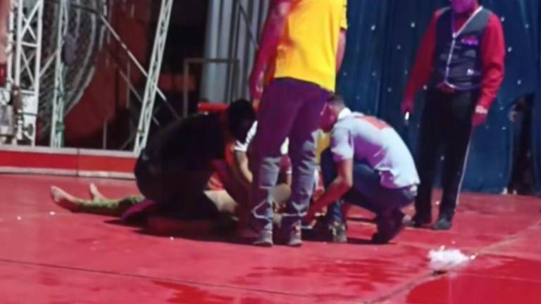 VIDEO: trapecista sufrió una fuerte caída en un circo de La Libertad, Santa Elena