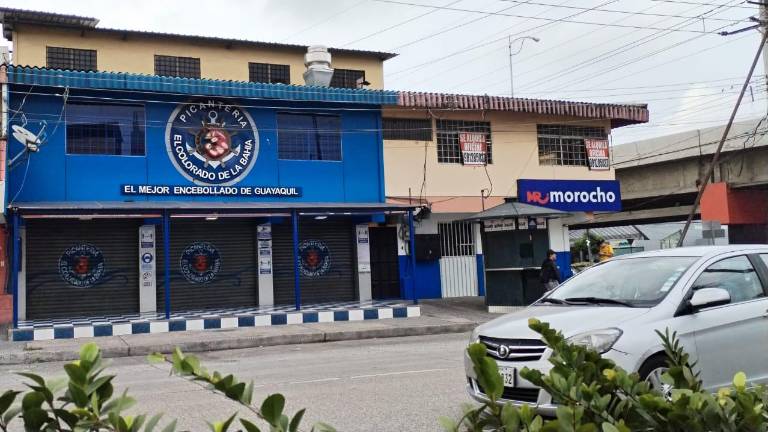 Varios negocios ubicados en la ciudadela Garzota, al norte de Guayaquil, no atendieron al público el miércoles 10 de enero, un día después de los atentados masivos registrados en varias ciudades de Ecuador.