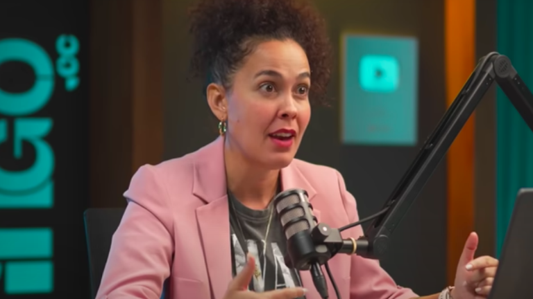 Alondra Santiago: ¿Por qué abandonó Ecuador antes de que se cumpliera el plazo para la deportación?