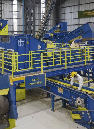 La planta recuperadora de residuos de Novacero tiene una capacidad para procesar 4,5 toneladas por hora.