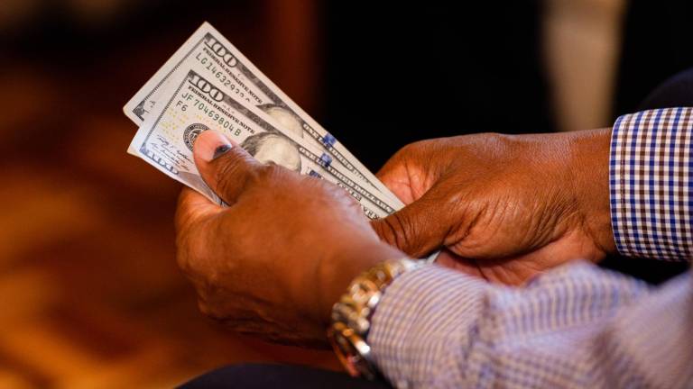 Gobierno informa que 150 empresas entregarán anticipadamente el décimo tercer sueldo