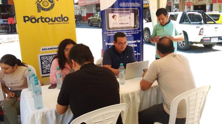 Emiten resolución sobre matriculación de vehículos.