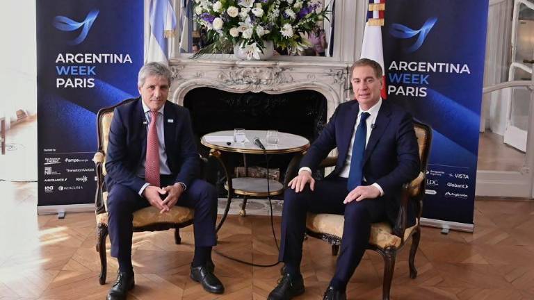 Argentina ofrecerá ciudadanía a extranjeros que aporten desde USD 350.000: así funcionará su pasaporte dorado