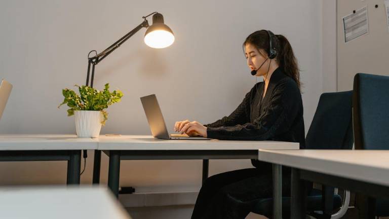 Gobierno apunta a crear la 'jornada irregular', para que empleadores y trabajadores redistribuyan 40 horas