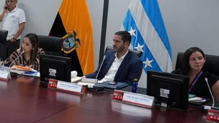 Ecuador eleva la alerta por el fenómeno de El Niño a nivel naranja