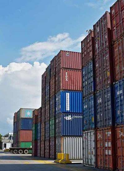 La ministra de Comercio, Industria y Turismo, Diana Morales, explicó que esta medida no constituye una sanción ni una acción de confrontación.