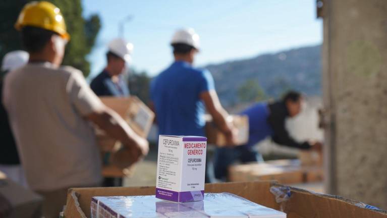 El presupuesto público para medicamentos bajó de USD 440 a 279 millones en tres años: ¿Quién financia la salud en Ecuador?
