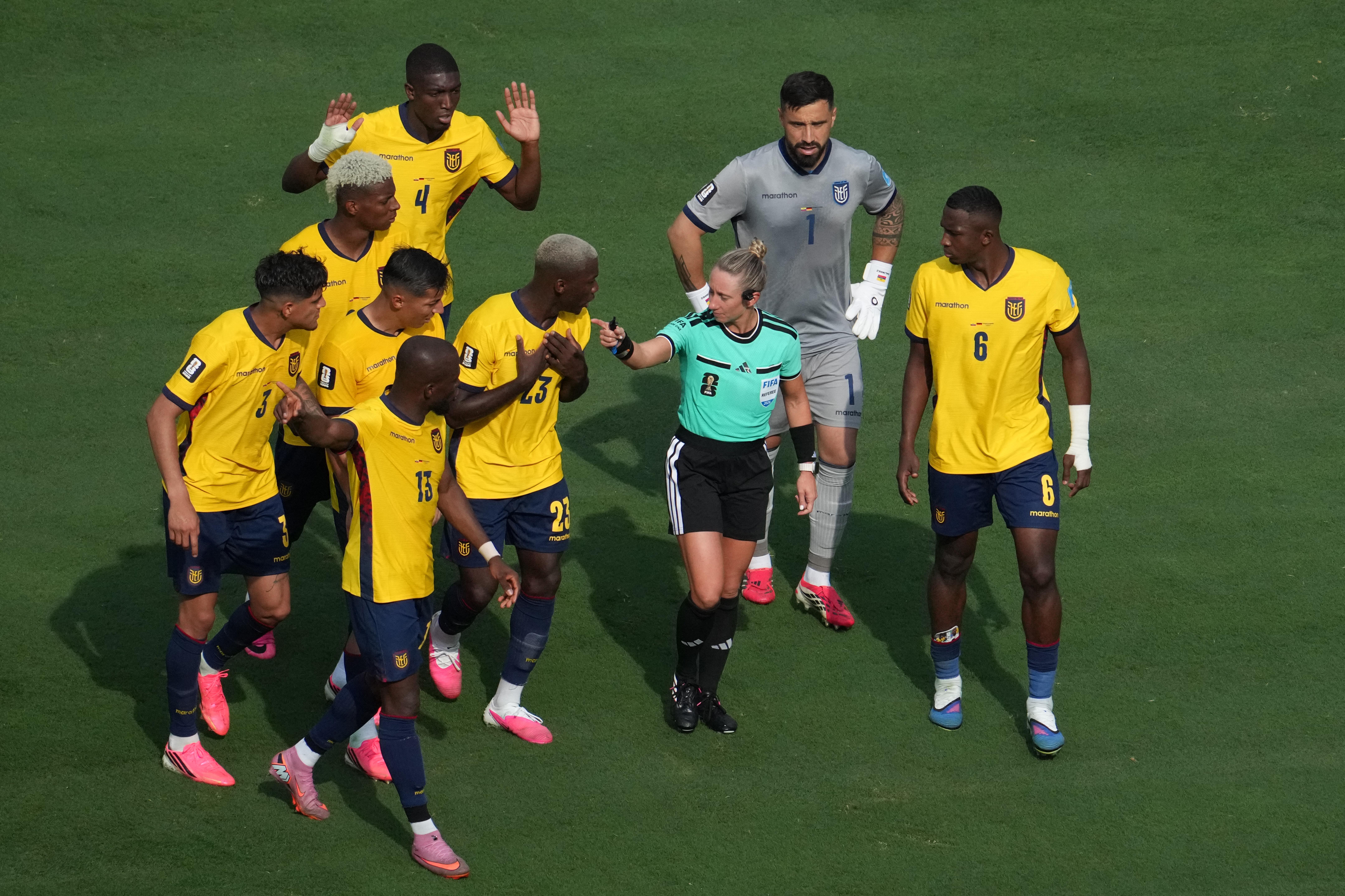 ¡Se anula el penal para Alemania!