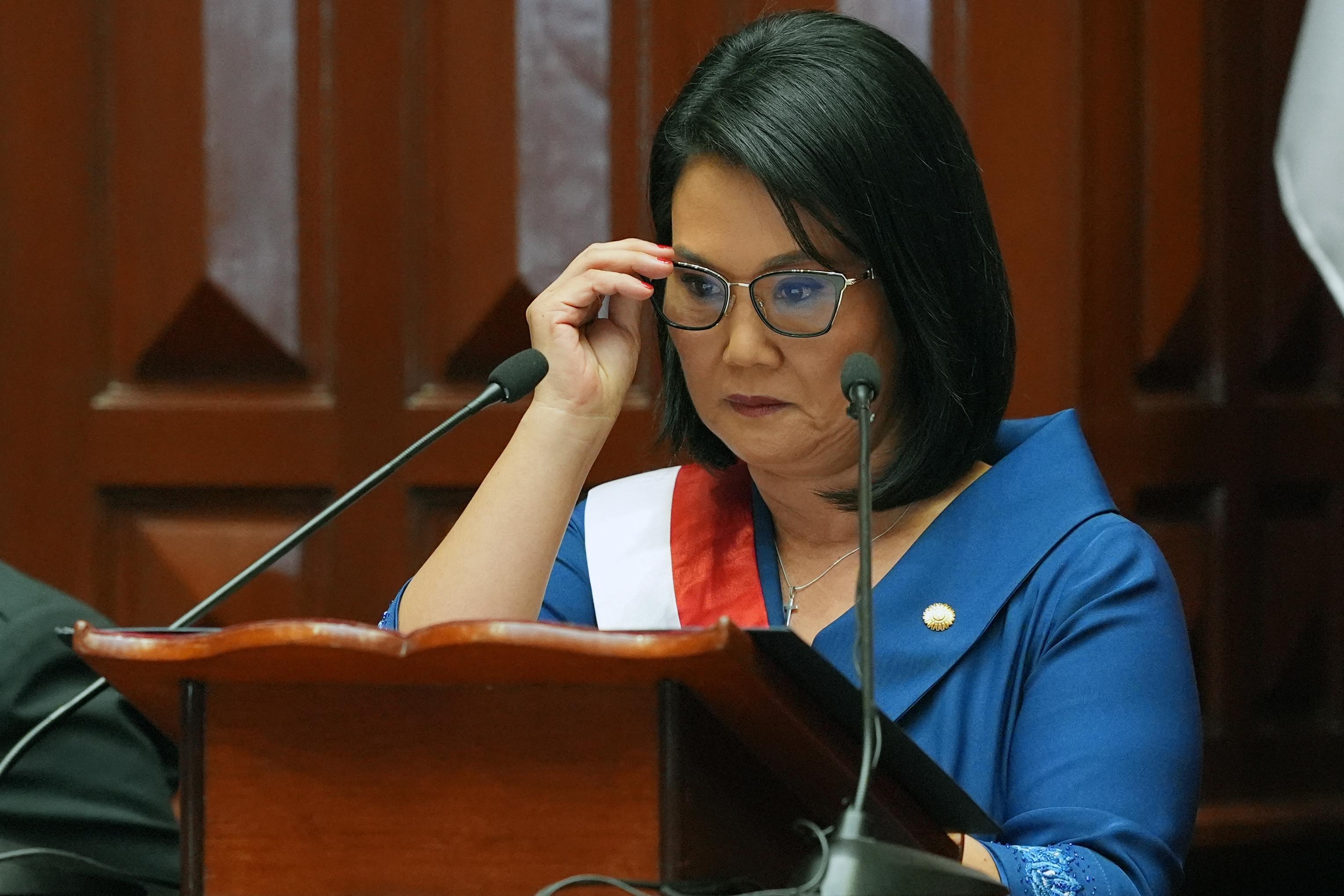 Keiko Fujimori anuncia mano dura en las escuelas: expulsiones por violencia y nuevas reglas de presentación