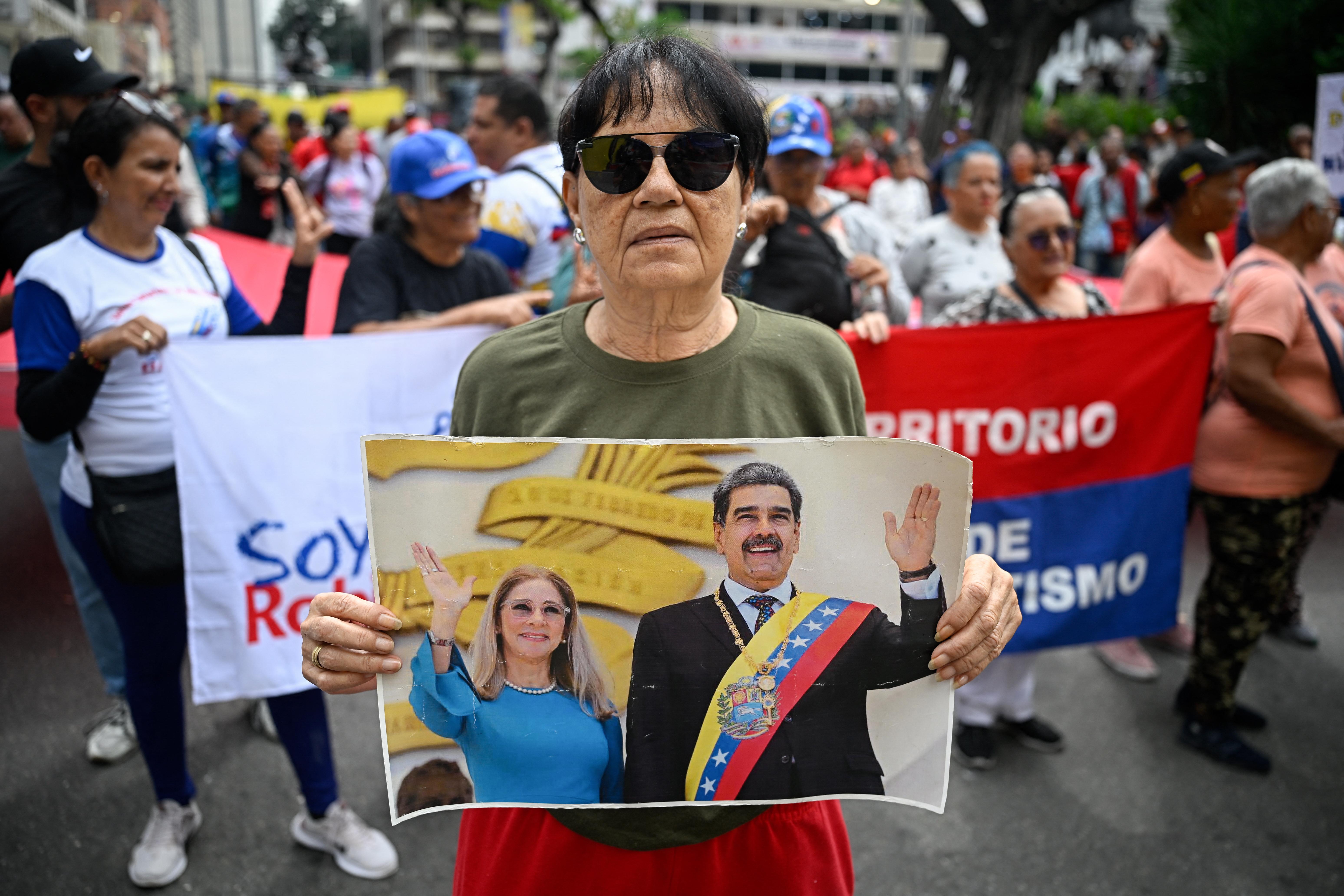 Nicolás Maduro y Cilia Flores se declaran no culpables de torturas y el juicio se aplaza hasta 2027