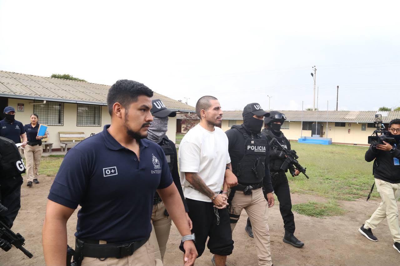 Ecuador extradita a Daniel Salcedo, Ronald Herrera y alias Churrón a Estados Unidos